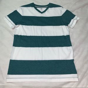Old Navy T-Shirt